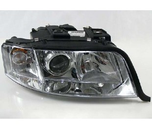 奥迪A6双氙气大灯总成